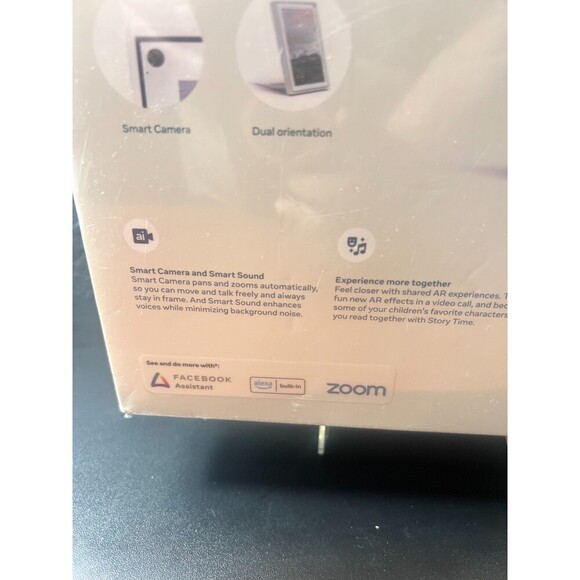 Facebook MetaPortal Smart-Video Calling 10” Touch Screen White - Picture 6 of 8